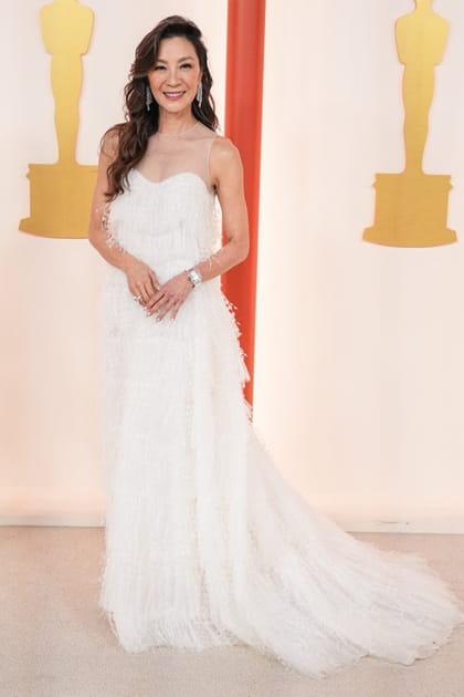 Michelle Yeoh en robe blanche bustier Dior haute couture