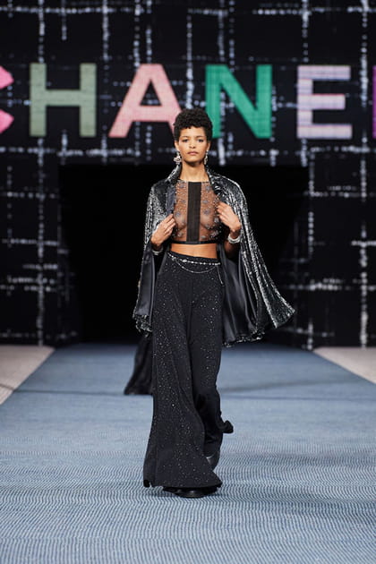 Look 63&nbsp;du d&eacute;fil&eacute; Chanel