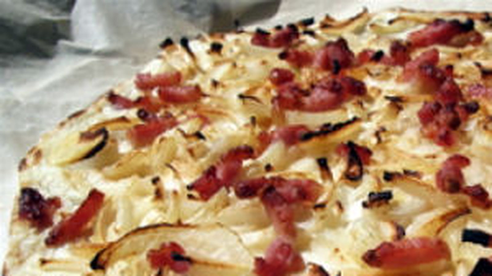 Tarte flambée alsacienne (Flammekueche)
