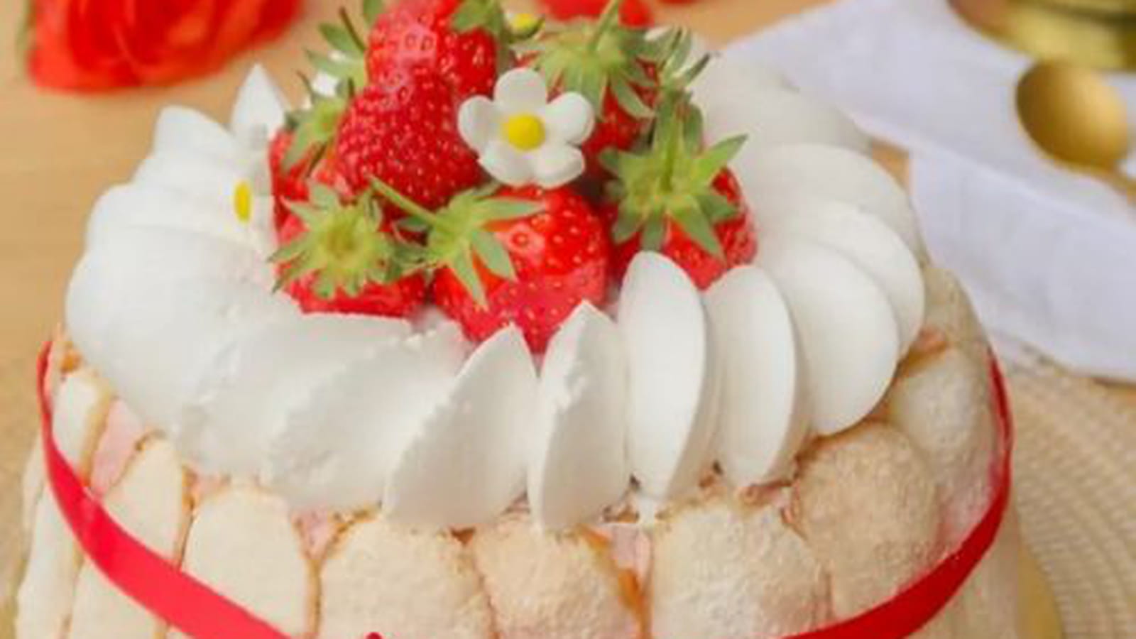 Charlotte aux fraises (vegan)