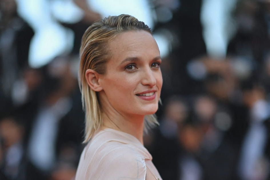 Le wet hair d'Agathe Rousselle