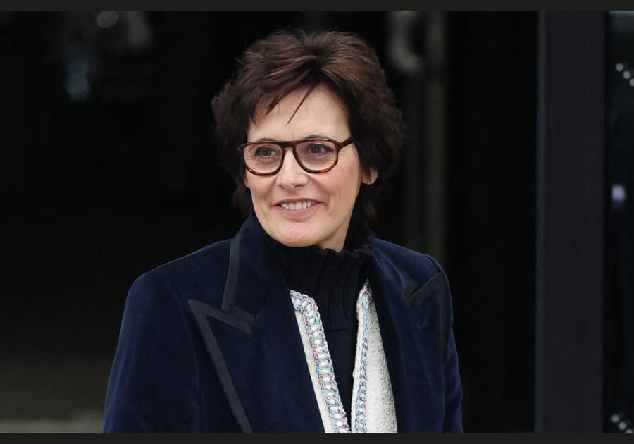 In&egrave;s de la Fressange, &eacute;blouissante m&ecirc;me d&eacute;maquill&eacute;e