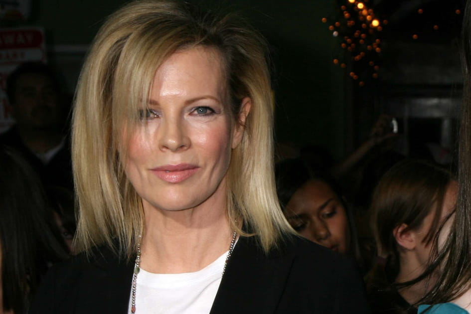 Le carr&eacute; lisse de Kim Basinger