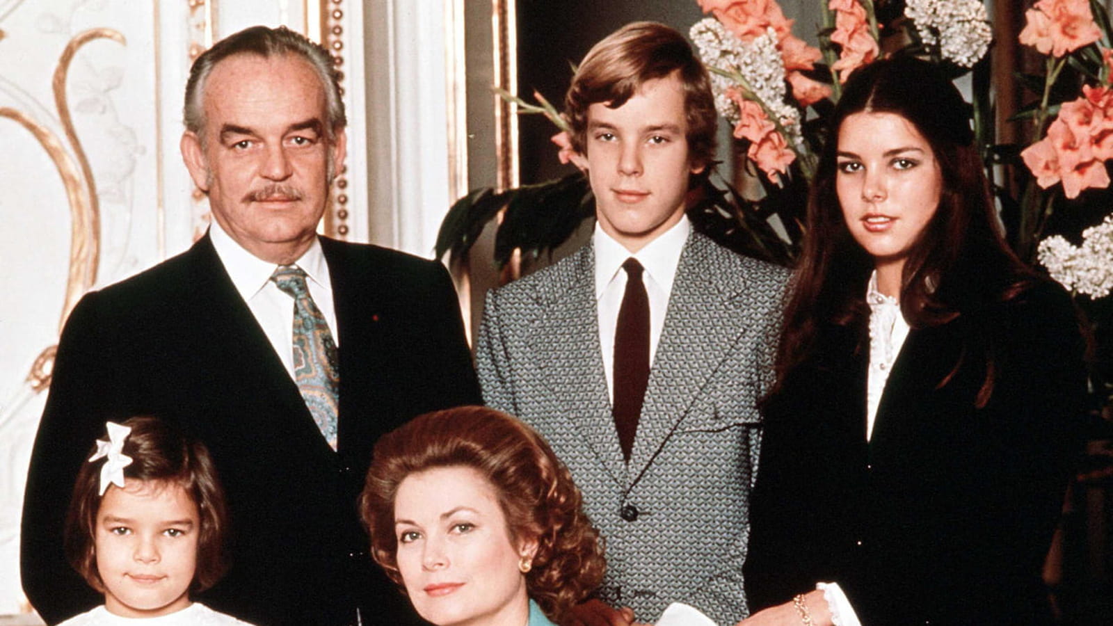 Stéphanie de Monaco, le prince Rainier III, Grace Kelly, le prince Albert II et Caroline de Monaco 