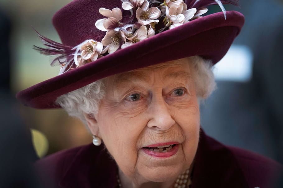 Elisabeth II face au coronavirus : un plan d'urgence bientôt activé ?