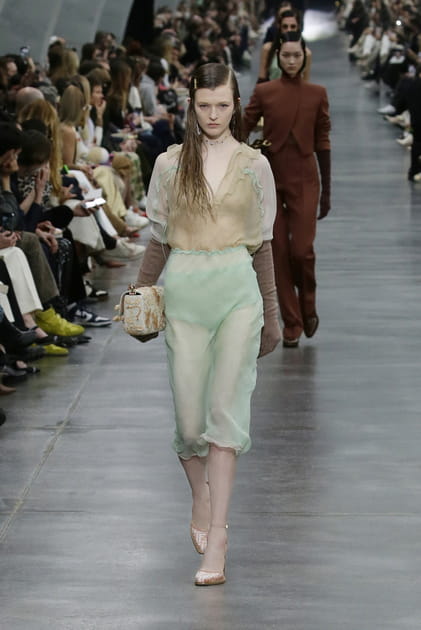 Look 20 du défilé Fendi