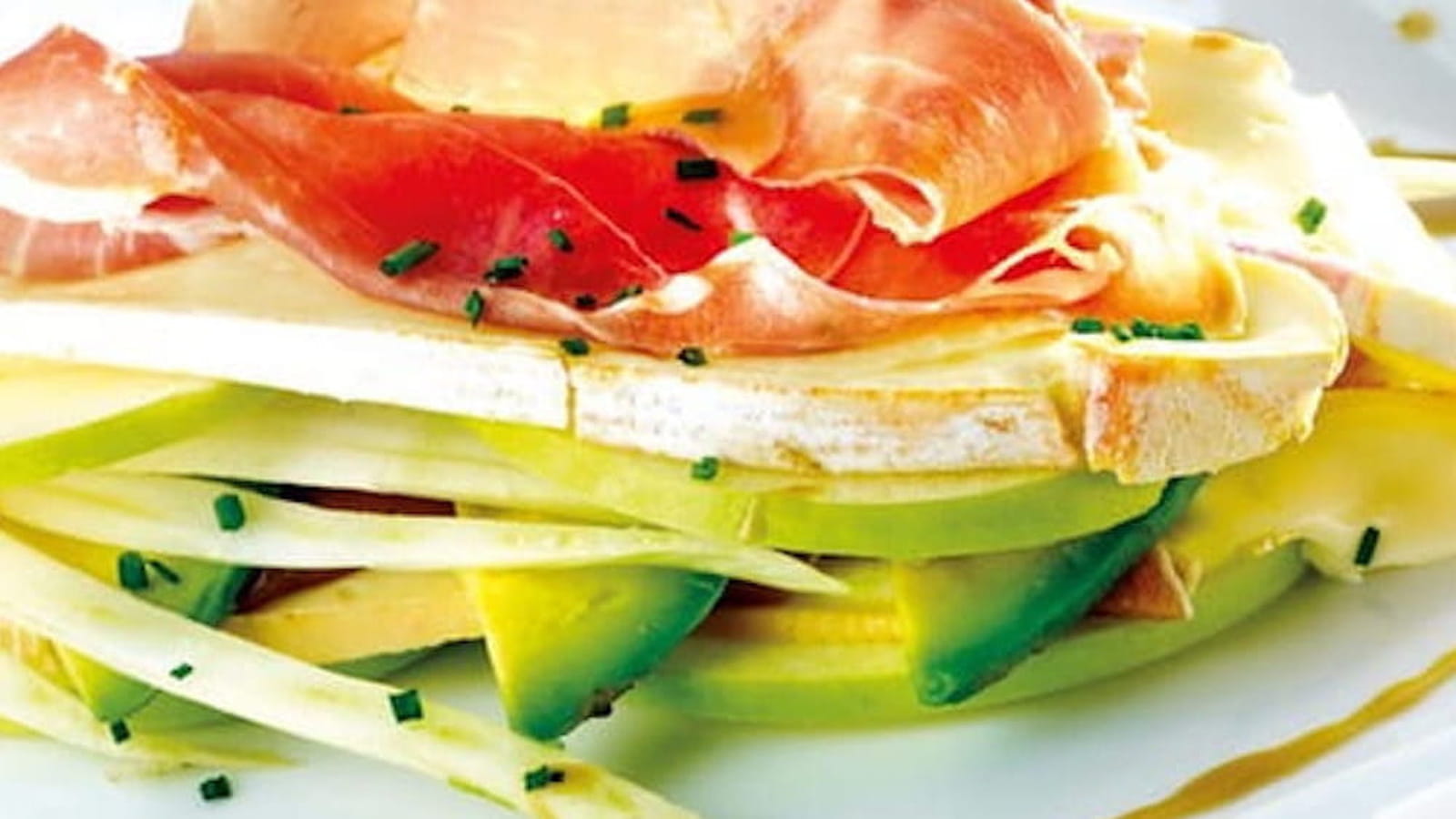 Mille-feuille fraîcheur pommes vertes et reblochon