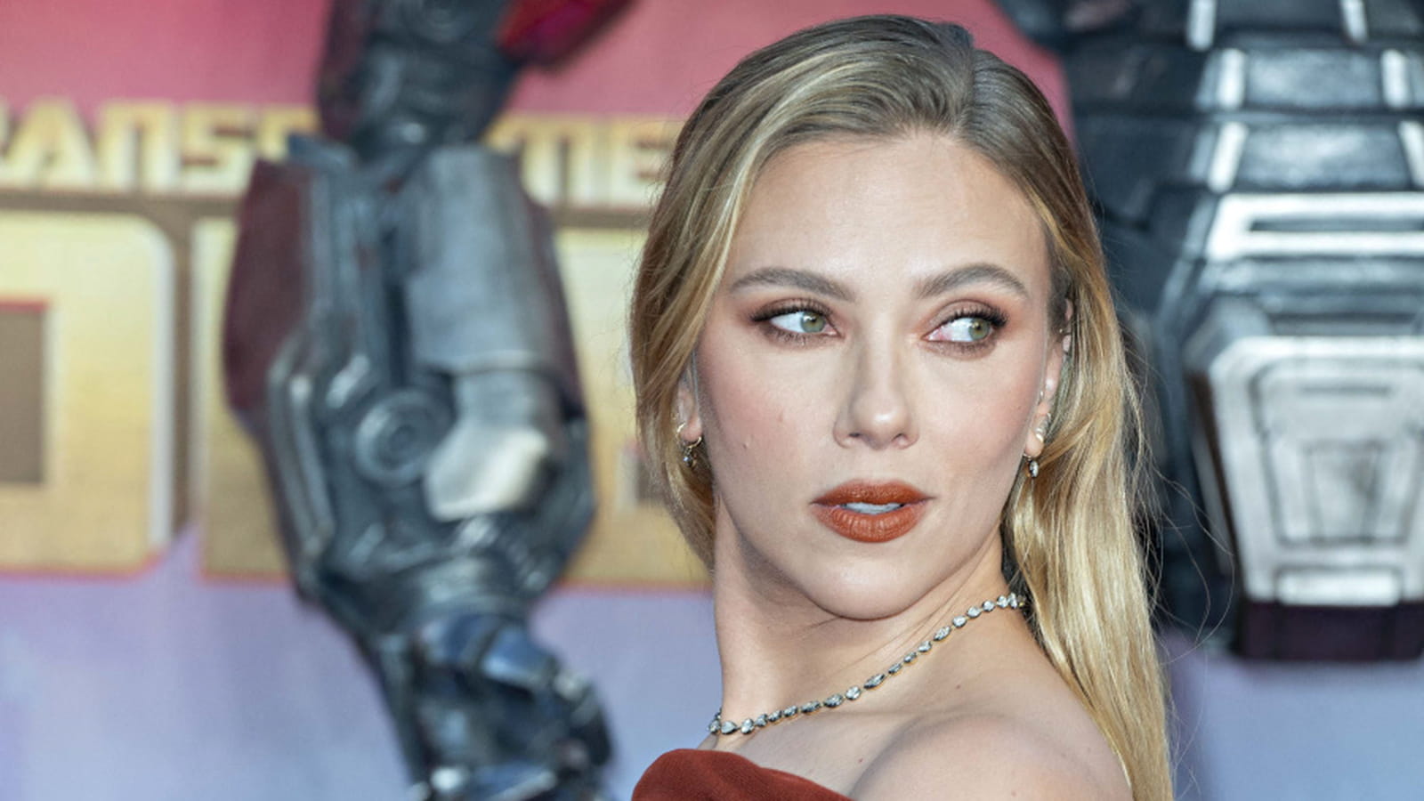 Scarlett Johansson 