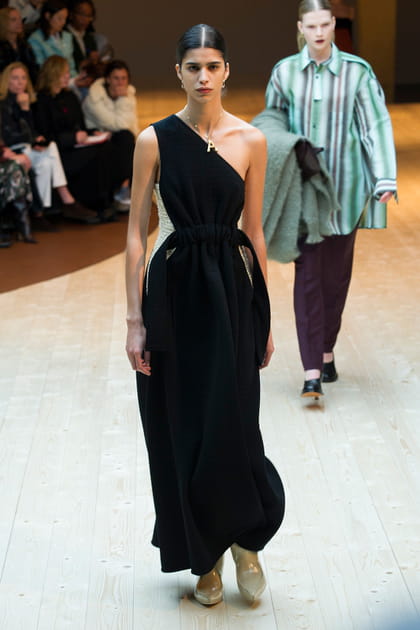 D&eacute;fil&eacute; C&eacute;line