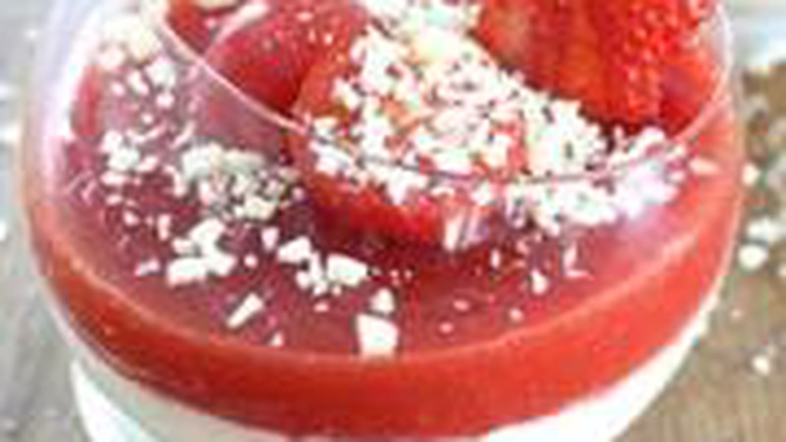 Panna cotta chocolat blanc fraises tomates cerises