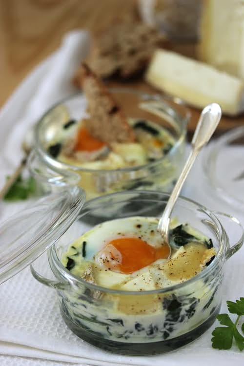 Œufs cocotte au Charolais et épinards