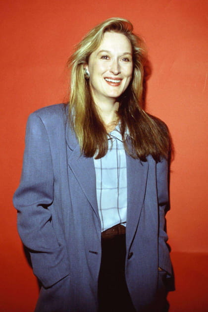 Avant&nbsp;: Meryl Streep &agrave; 36&nbsp;ans en blazer oversize et blouse &agrave; carreaux
