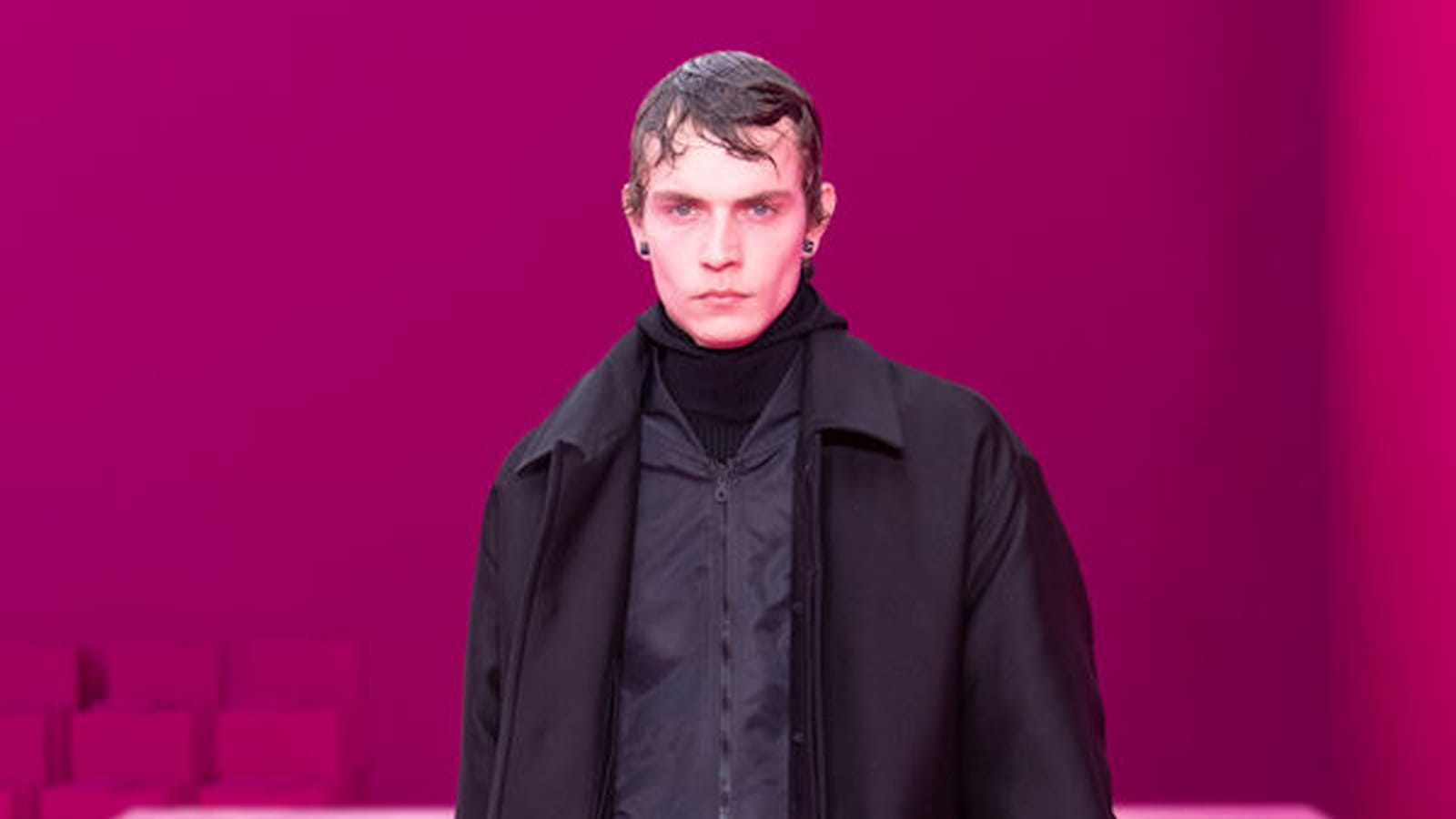 Look 60