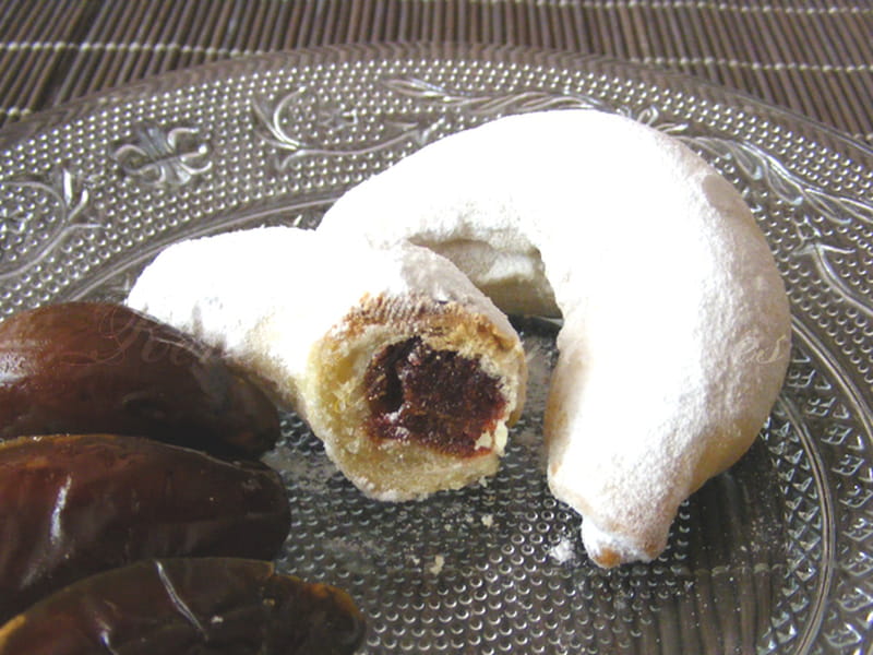 Croissants Fourres Aux Dattes