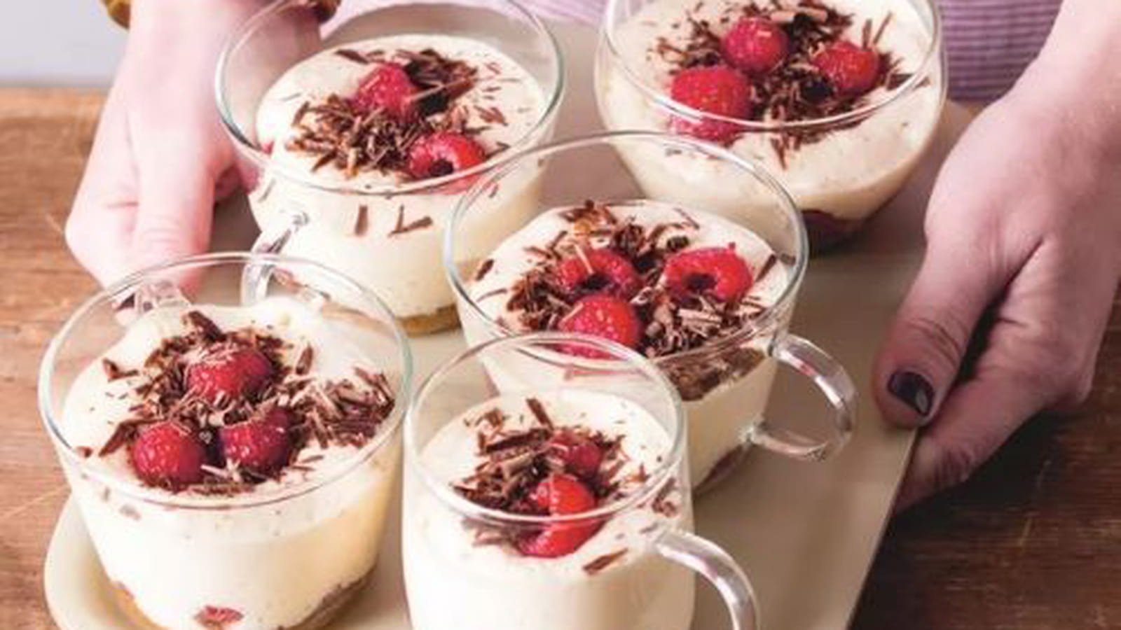 Tiramisu aux speculoos, framboises et chocolat