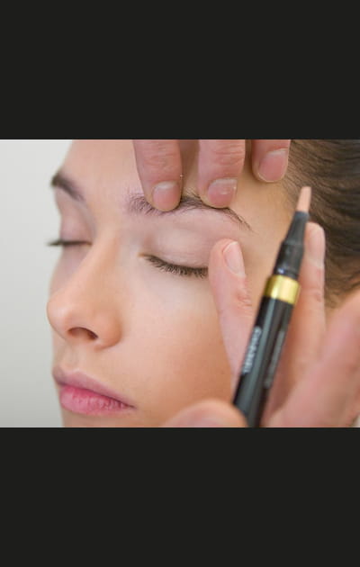 Etape 2&nbsp;: illuminer le contour de l'oeil