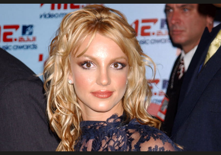 Le maquillage lumineux de Britney Spears