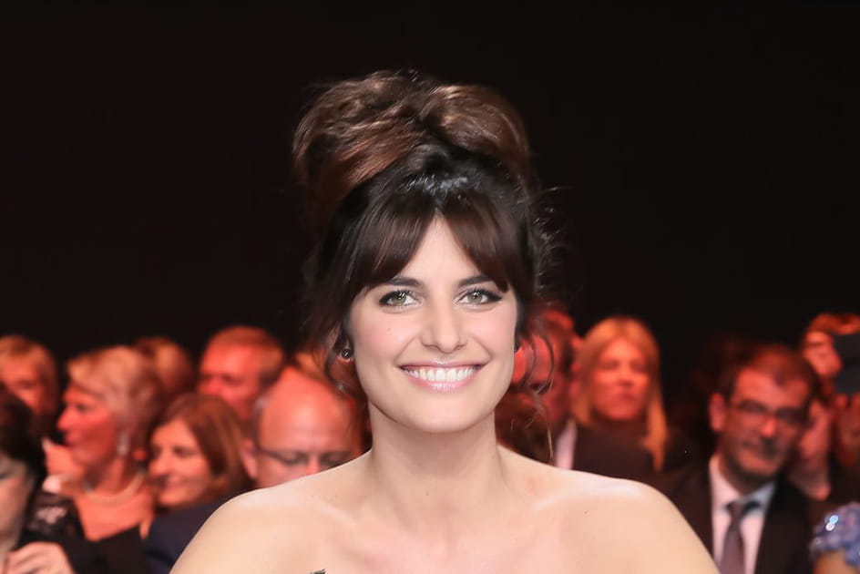 La coiffure de gala de La&euml;titia Milot
