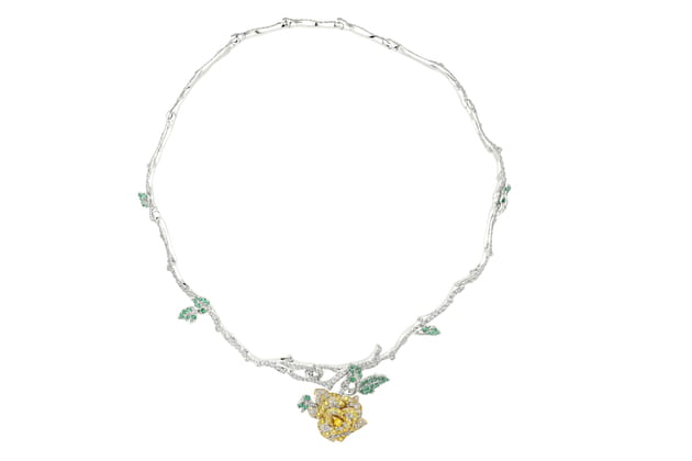 Collier "Rose Bagatelle" de Dior Joaillerie