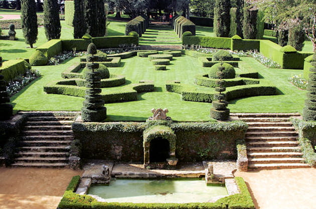 Vue sur le jardin &agrave; la fran&ccedil;aise