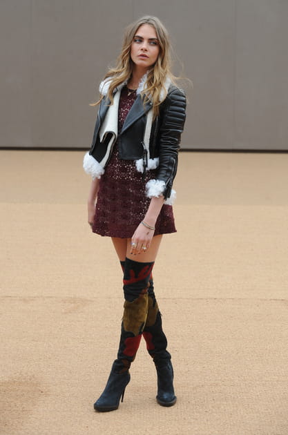 Cara Delevingne au défilé Burberry Prorsum