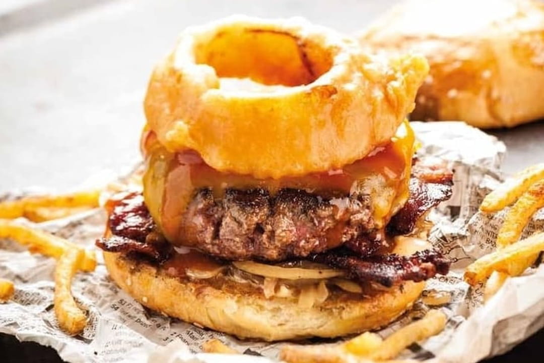 Burger maison sauce barbecue