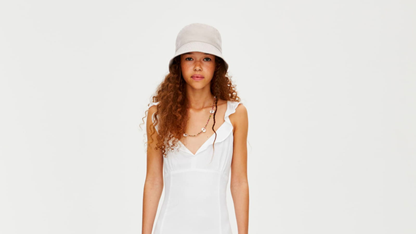 Robe blanche Pull and Bear 