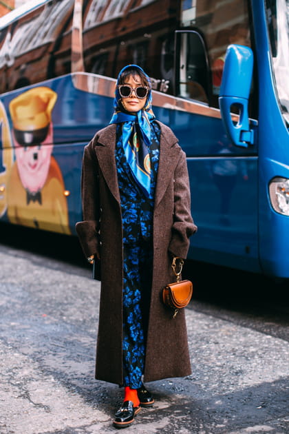 Le fichu sur la t&ecirc;te