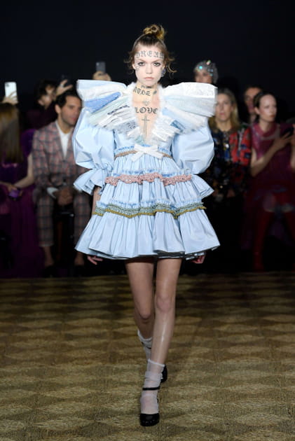 D&eacute;fil&eacute; Viktor & Rolf printemps-&eacute;t&eacute; 2020