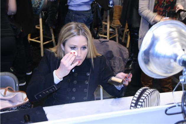 Retouche make-up avant le tournage