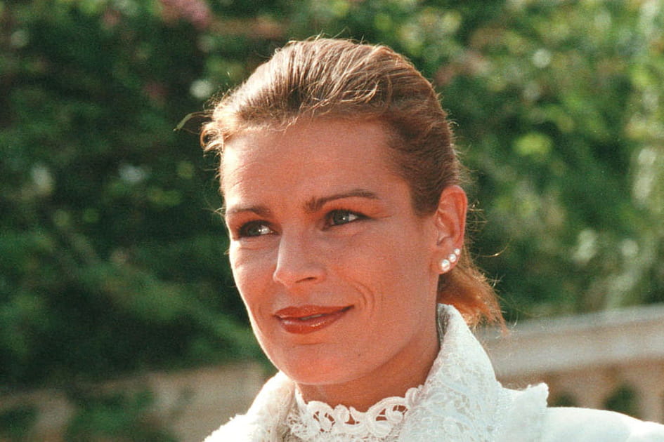 Le fard &agrave; paupi&egrave;res p&ecirc;che de St&eacute;phanie de Monaco