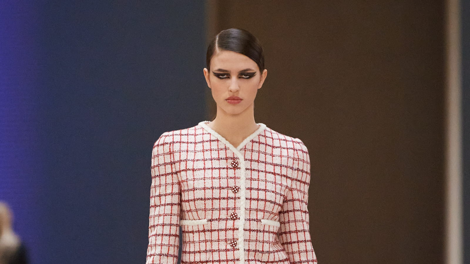 Look 11