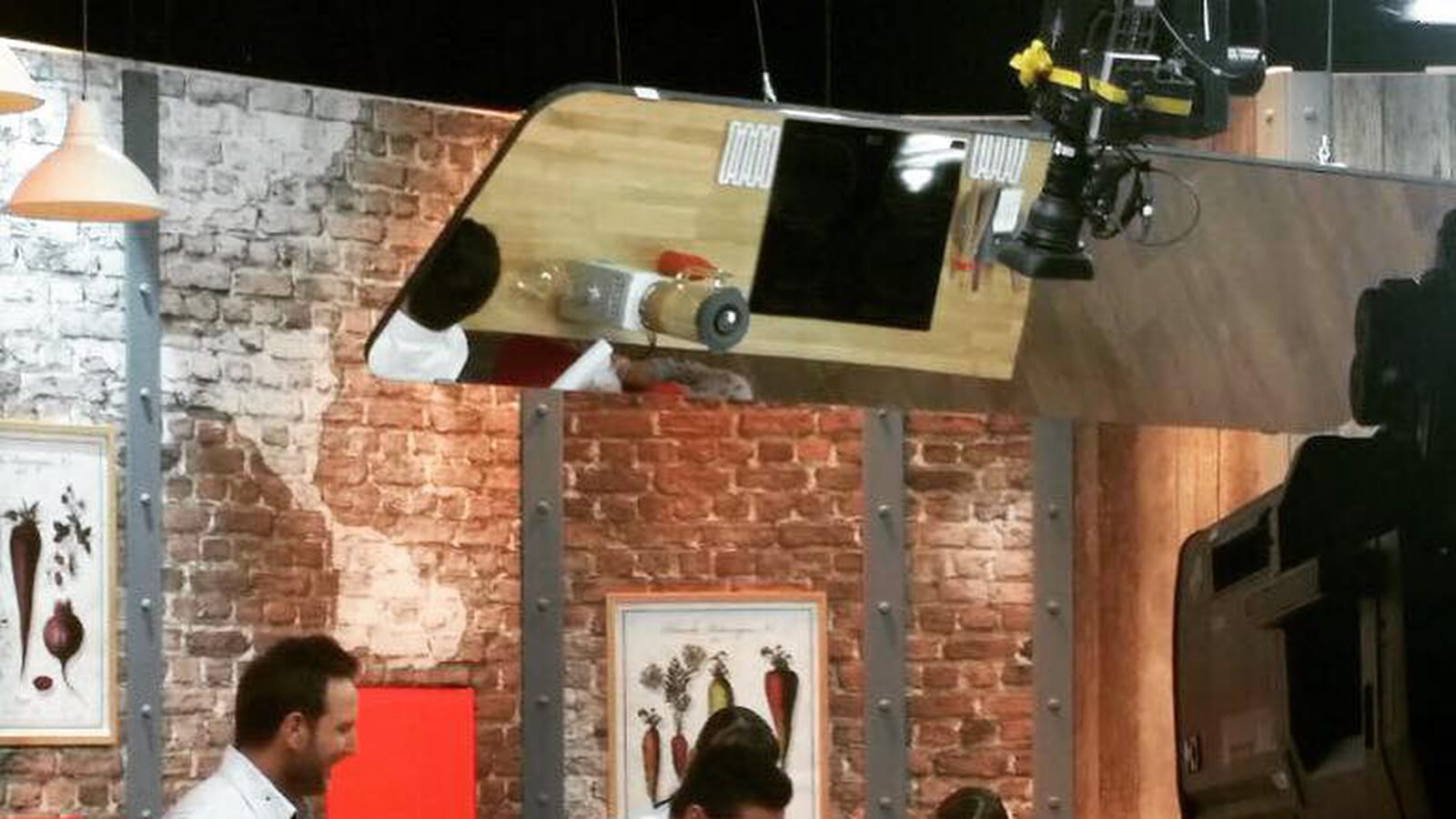 Denny Imbroisi et Christophe Michalak : le tournage qui les botte
