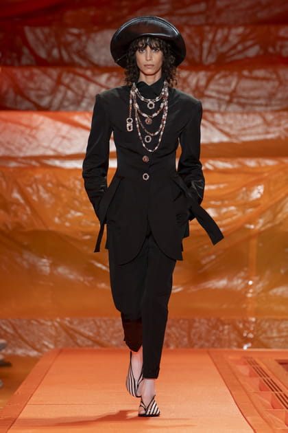 Look 38 du défilé Louis Vuitton printemps-été 2024