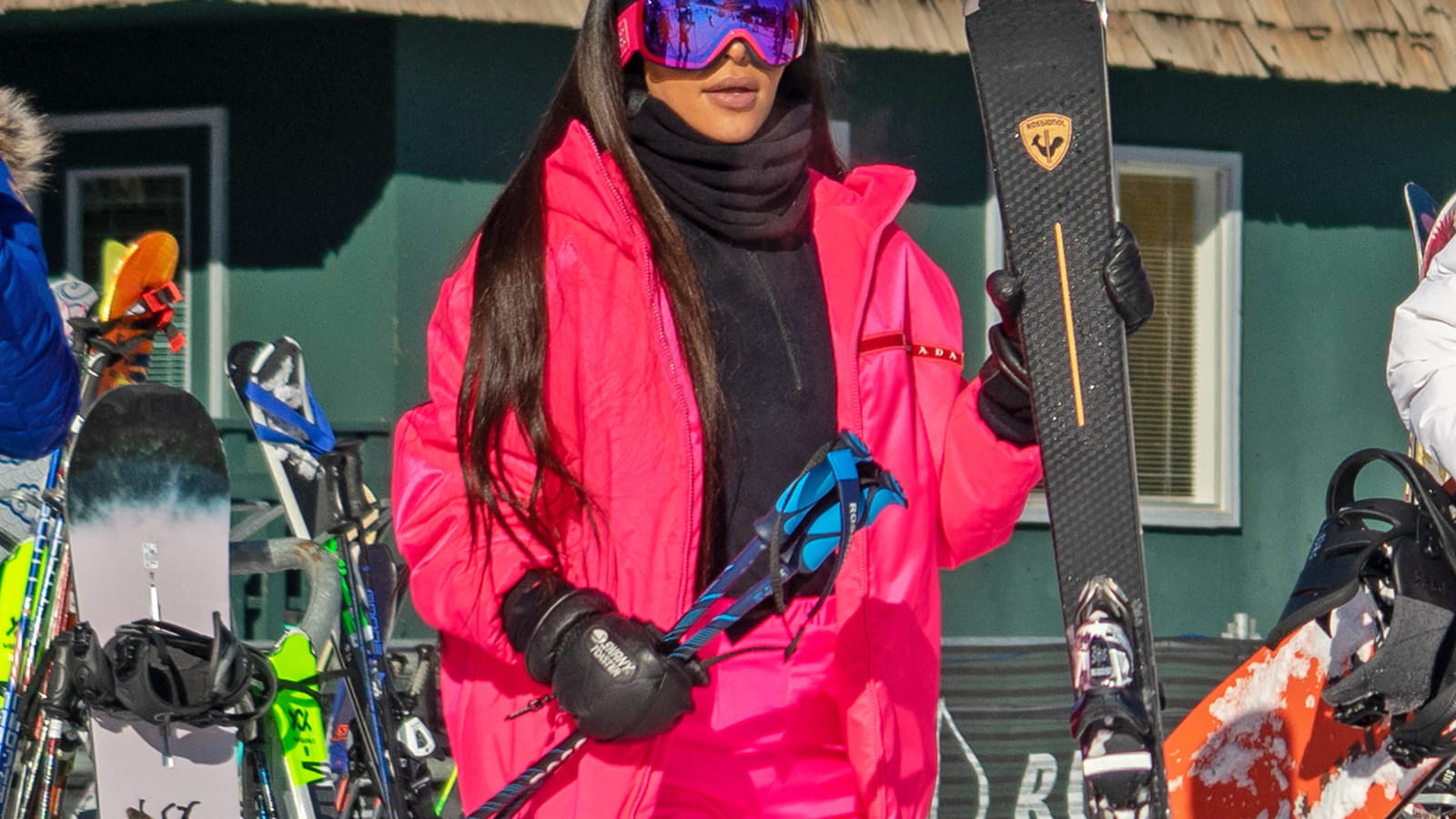 55 looks repérés sur les influenceuses pour dévaler les pistes avec allure