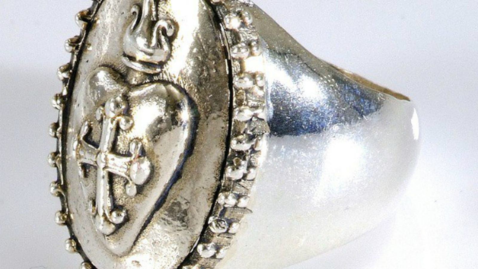 Bague Corpus Christi