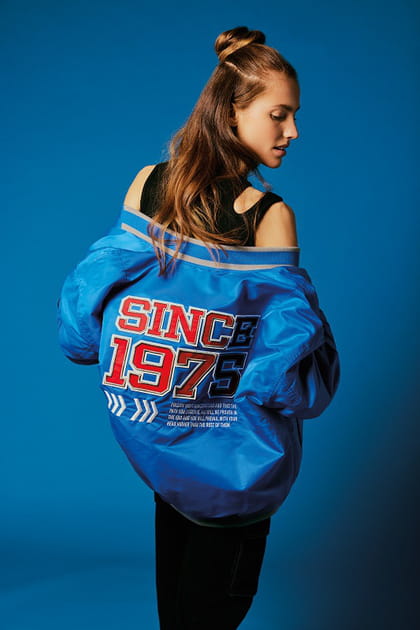 Le demi-chignon glossy