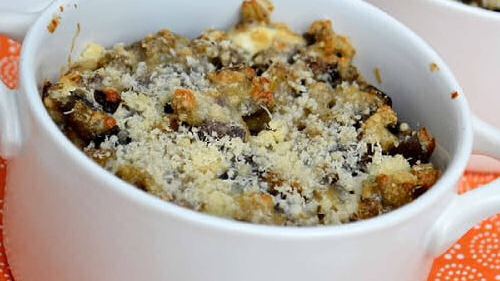 Petits gratins d'aubergines grillées au chèvre, thym et parmesan